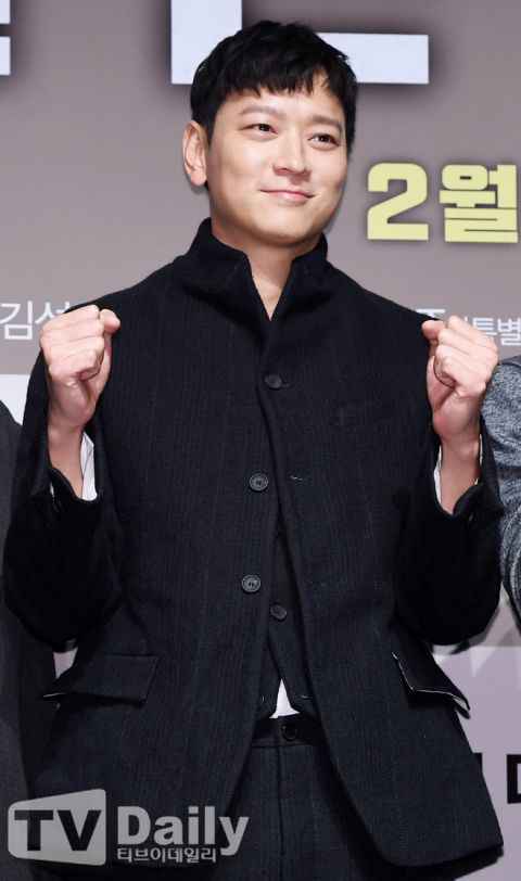 姜栋元自曝恋情心碎经验：因为这样所以才被甩