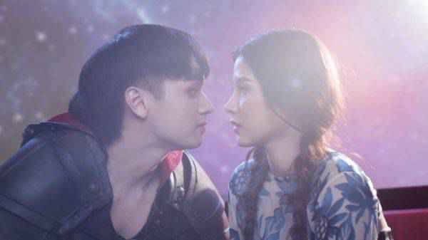 小水新剧《初恋古迹》，小狼狗or小奶狗？敲甜二次元爱情魔幻剧腾讯爱奇艺同步追！