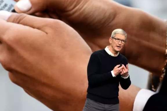 苹果宣布会All In处事 iPhone技穷苹果10年来最大转型