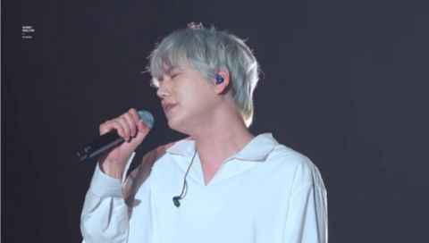 头条最新消息:圭贤演唱《Breathe》想起好兄弟钟铉不断哽咽