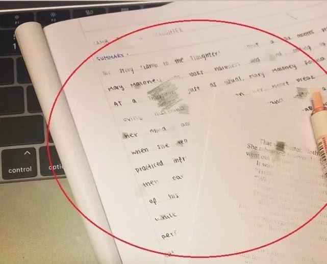 今日头条:李嫣揭示学霸作风，独自坐讲堂备课，当真进修的样子超美