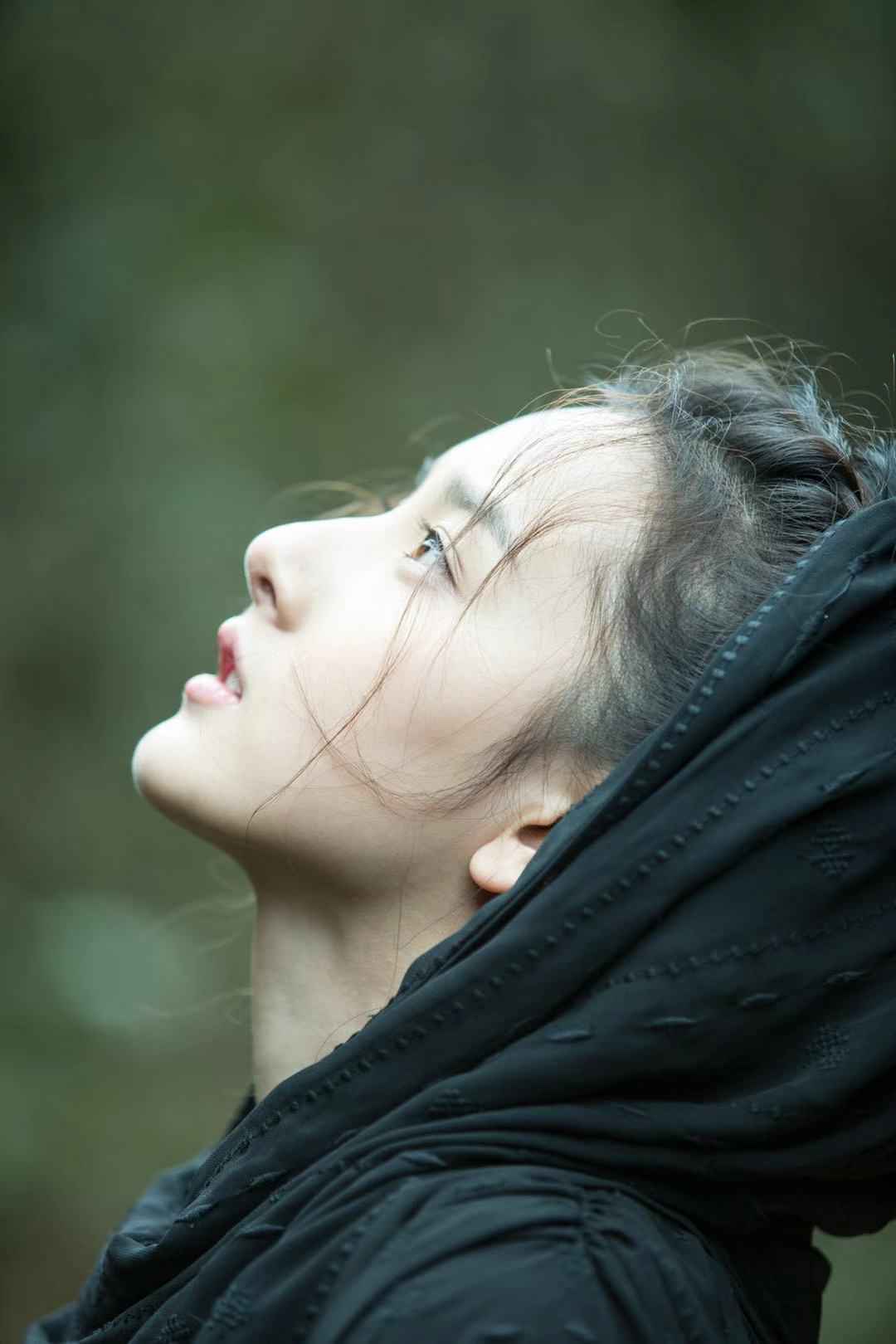 时事热点:《九州缥缈录》开播羽然上线 宋祖儿被夸发量惊人