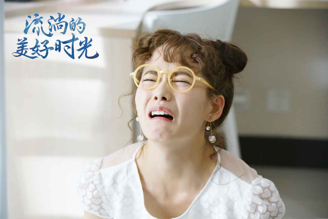 热点:柴碧云《流淌的优美年华》开启职场挑战 演绎大学生结业图鉴