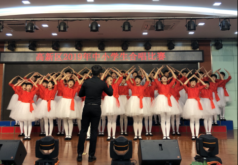 石家庄一中实验学校合唱团荣获高新区中小学合唱竞赛一等奖
