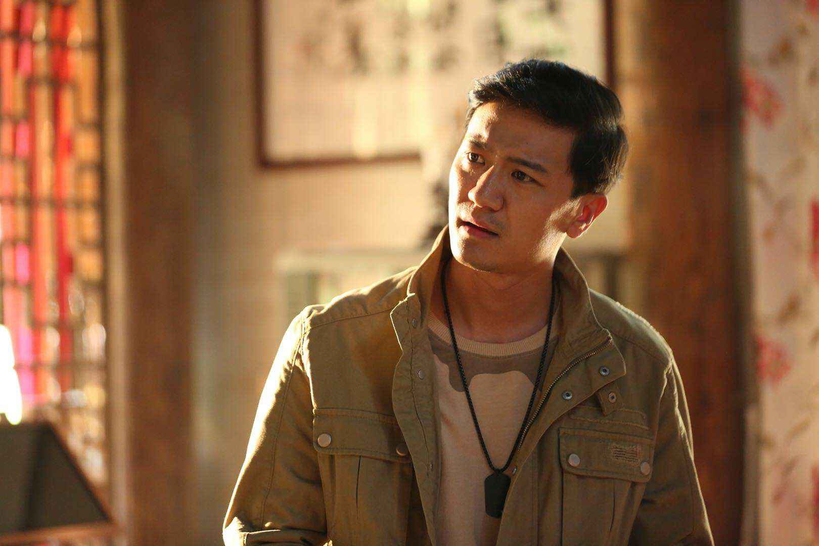 白一弘《怒海潜沙秦岭神树》热播 曝探秘海报热血前行