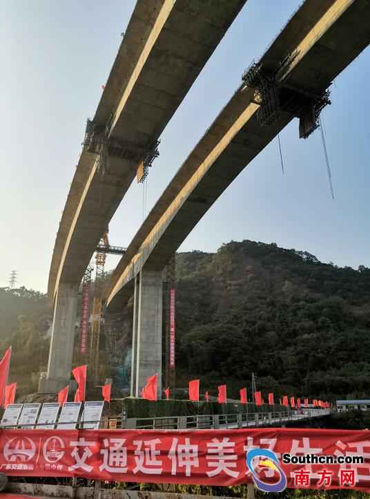 惠清高速流溪河特大桥顺利合龙