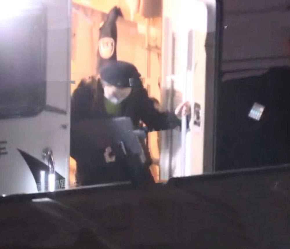 尹正蒋梦婕深夜同回旅馆 恋情据说再添实锤