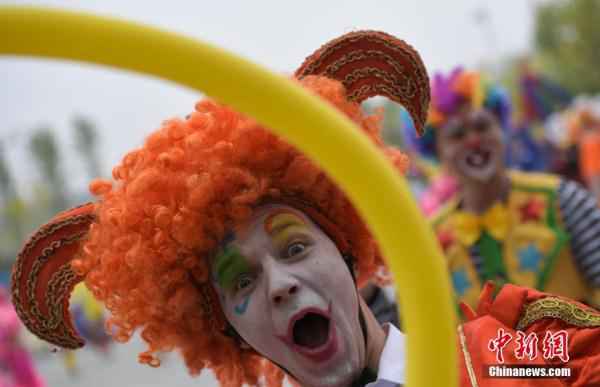  北京世园会正式对公家开放