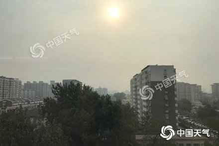 北京本日雷阵雨大风扰出行 下周热意足最高温或达32℃ 北京本日雷阵雨大风扰出行 下周热意足最高温或达32℃