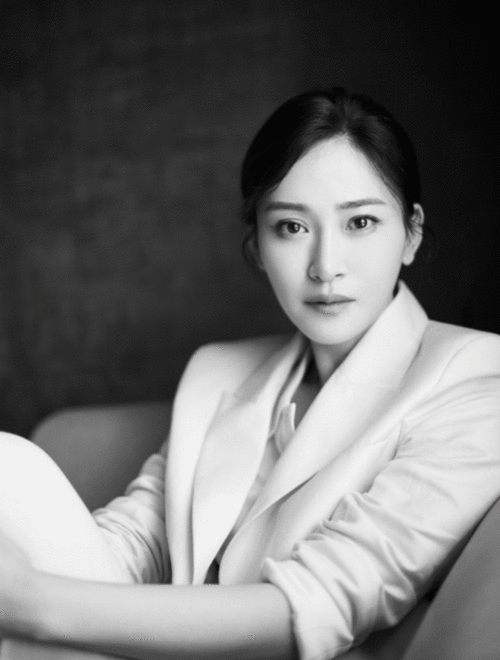 《半生缘》主创齐聚北京 主演董玥人戏合一备受存眷