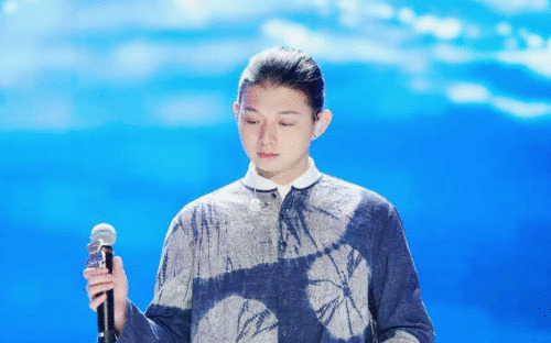 “国风美少年”霍尊12月17日将YY直播宠粉 教你国风正确打开方法