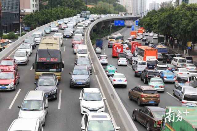 中秋出行岑岭光降，自驾出行如何躲避拥堵？看好了！