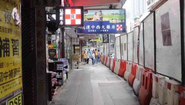 直击香港：商业区游客寥寥，药店老板称生意“7月落霜8月落雪”
