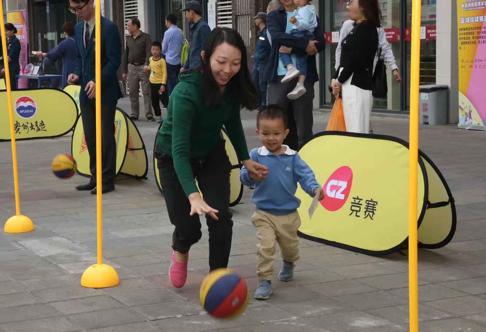 广州户外流动节体育进社区嘉功夫走进黄埔区街道