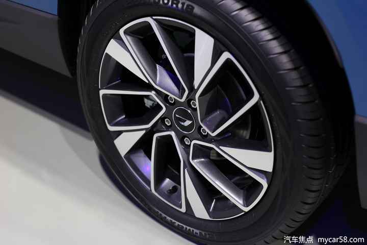 下一任德系爆款SUV？2019广州车展实拍捷达VS7