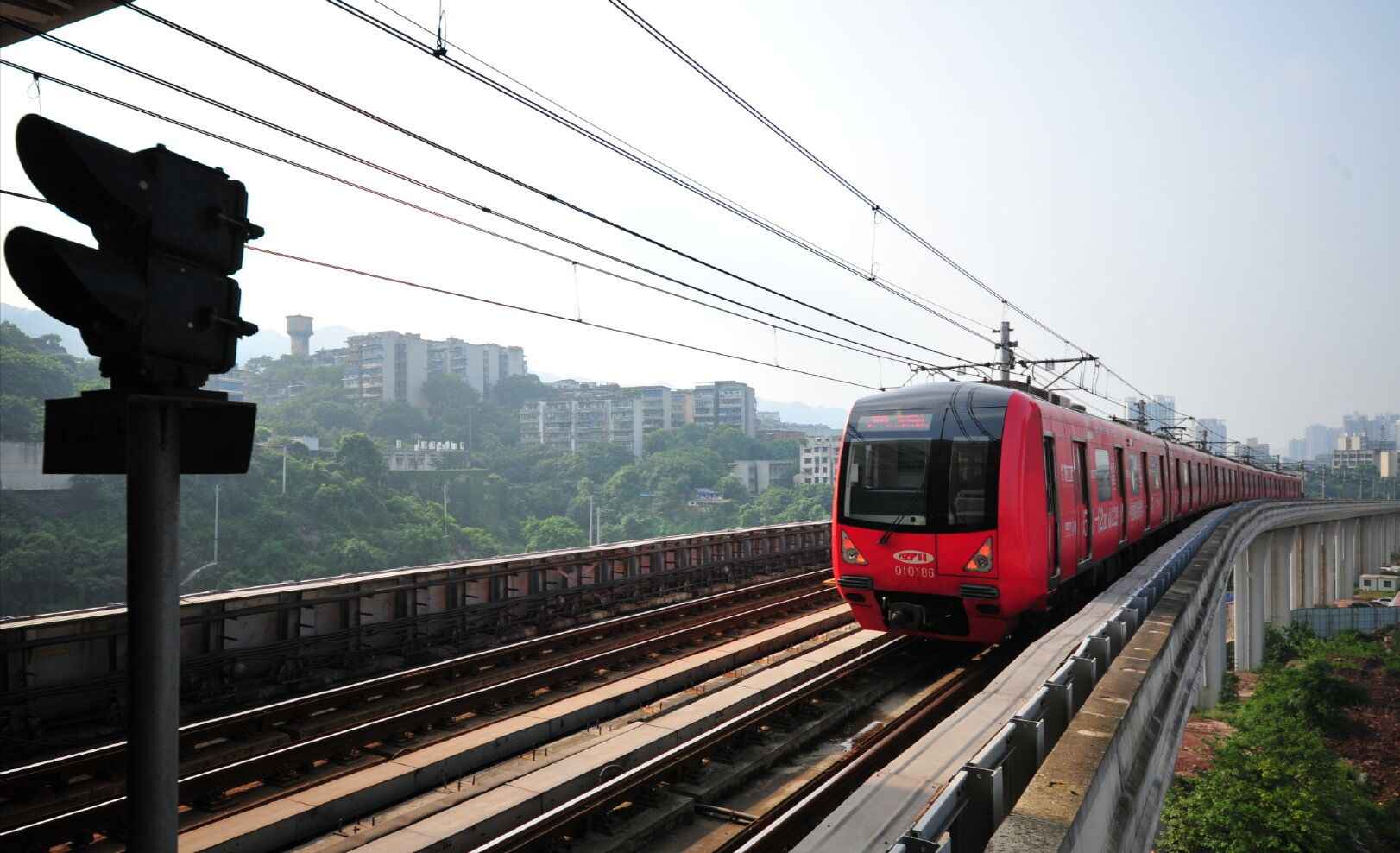 好动静！轨道1号线朝天门站估量来岁底开通