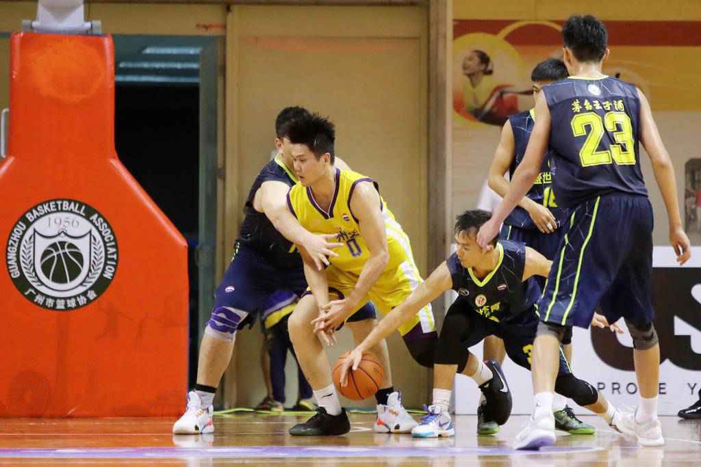 广州市“市长杯”篮球赛落幕 盛世杰青队夺冠