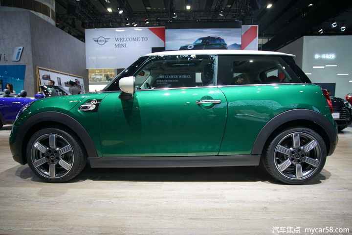 从新披上复古大衣，Mini Cooper S 60周年怀念版是真好看！