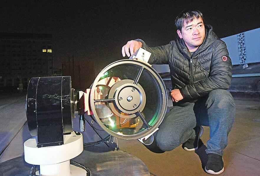 一次间隔500公里的“握手”