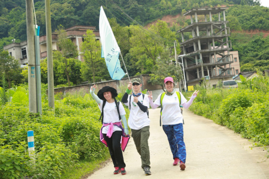 穿越“北回归线上的荔乡” 打造钱岗古道“体育+旅游”新名片