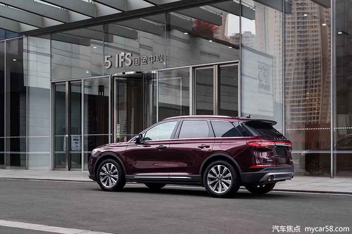 拒绝“撞脸”，不选BBA，25万预算能买到怎样的豪华SUV？