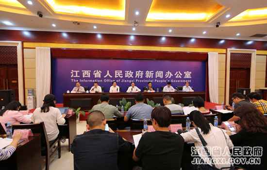 江西进行汉代海昏侯国考古掘客掩护操作环境宣布会