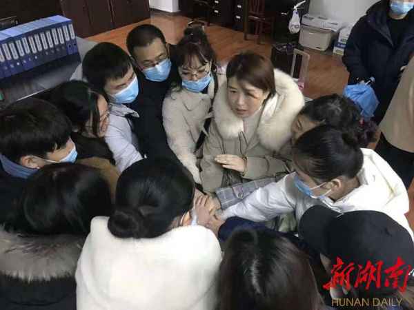 “白衣战士”出征！湖南组建137人医疗队驰援湖北