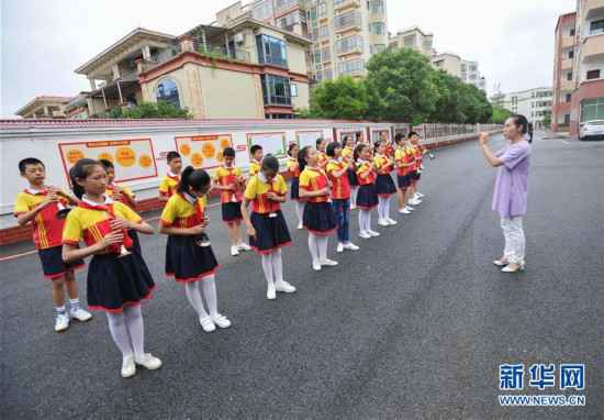 长征源小学的长征情