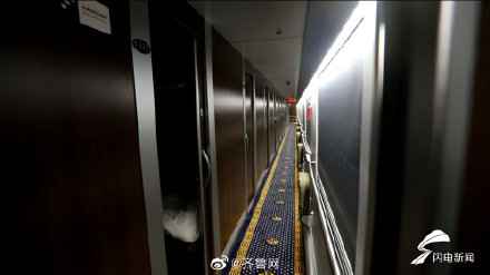 “绿巨人”来了!菏泽迎来首趟动车组 前往北京时间将明明缩短 “绿巨人”来了!菏泽迎来首趟动车组 前往北京时间将明明缩短