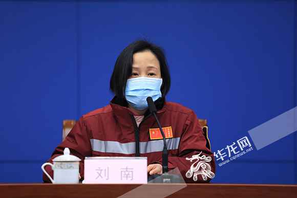 小区门口设消毒鞋垫喷雾通道有用吗？ 专家：没用还大概有害