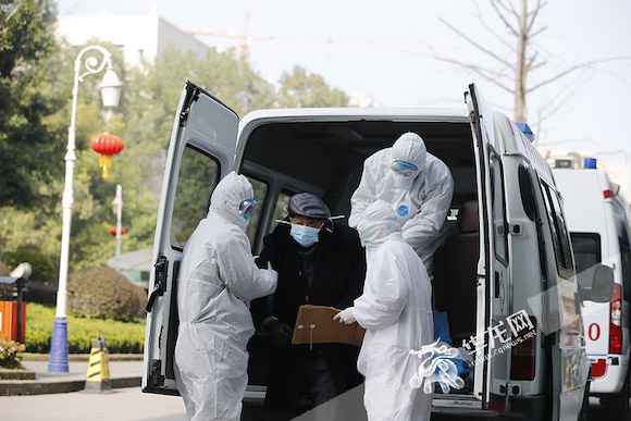 筑一碉堡 守一域人——重庆三峡中心医院抗“疫”纪实