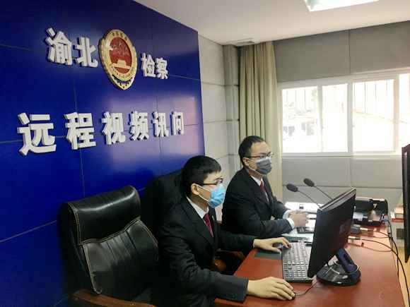 云买菜、直播讲课、长途问讯……科技助力“宅”抗疫