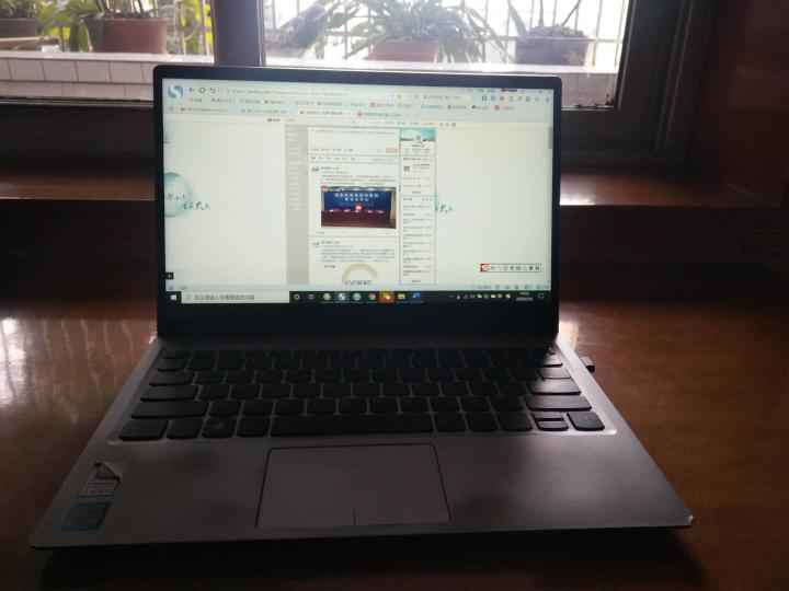 云买菜、直播讲课、长途问讯……科技助力“宅”抗疫