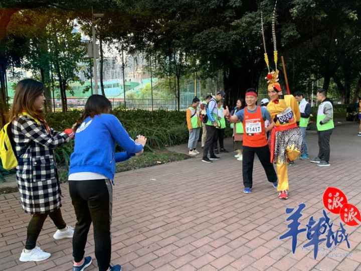 定格广马最美瞬间！海表里跑友齐齐助威“广州好”