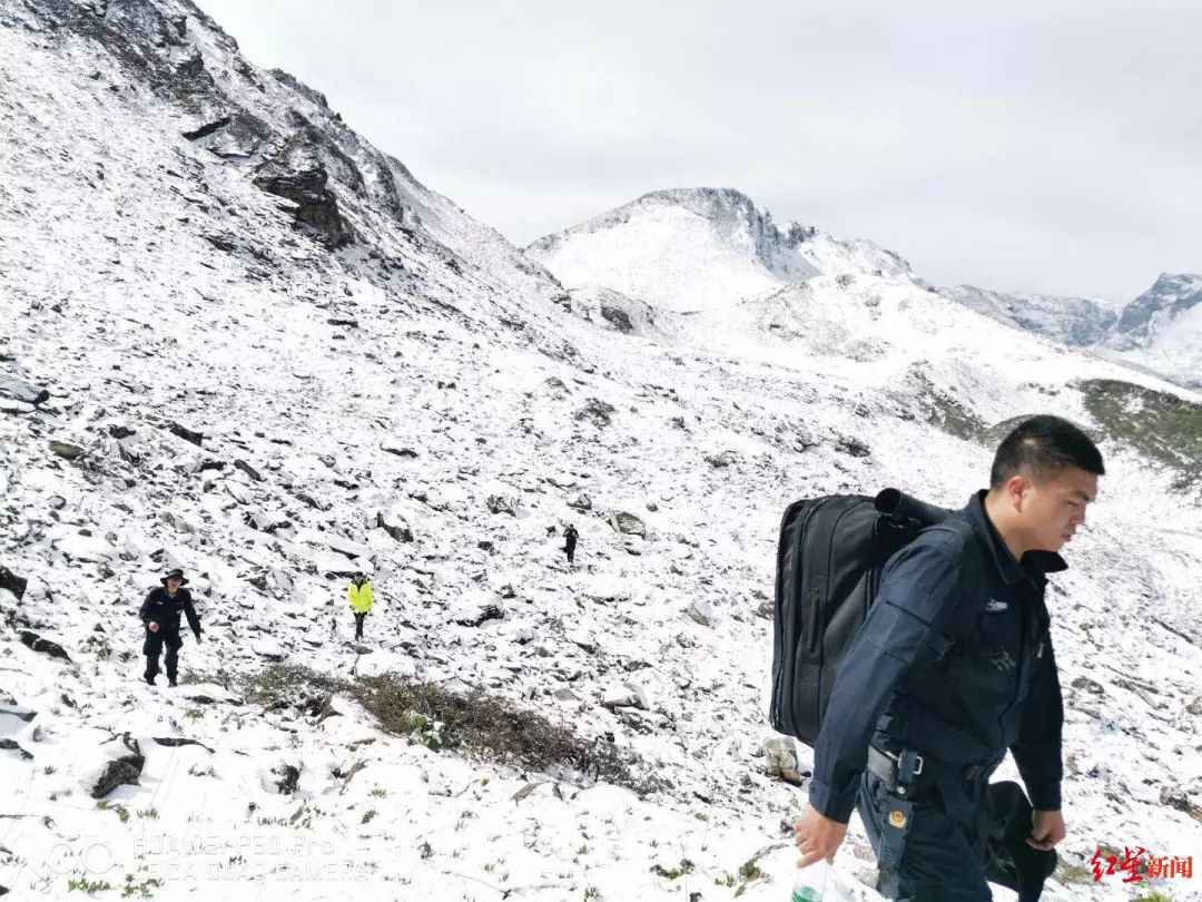 热点 | 驴友违规穿越失联7天，警方找到他时已吃草两天