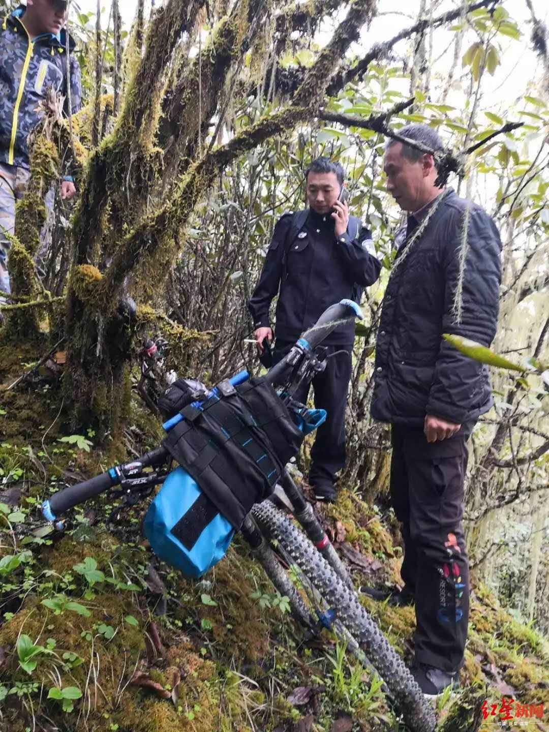 热点 | 驴友违规穿越失联7天，警方找到他时已吃草两天