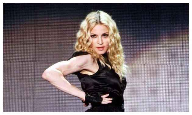 麦当娜自曝接管新冠抗体查抄 功效呈阳性