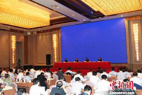 生态情况部部长：敦促实现禁锢体系与禁锢本领现代化