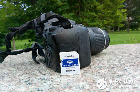 科技改变糊口让老相机秒变WIFI相机？竟是因张小小内存卡 它是我的爱也必是你的菜