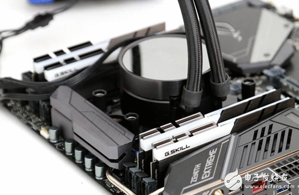 AMD Threadripper开箱图赏：从没有见过巴掌大的处理惩罚器！