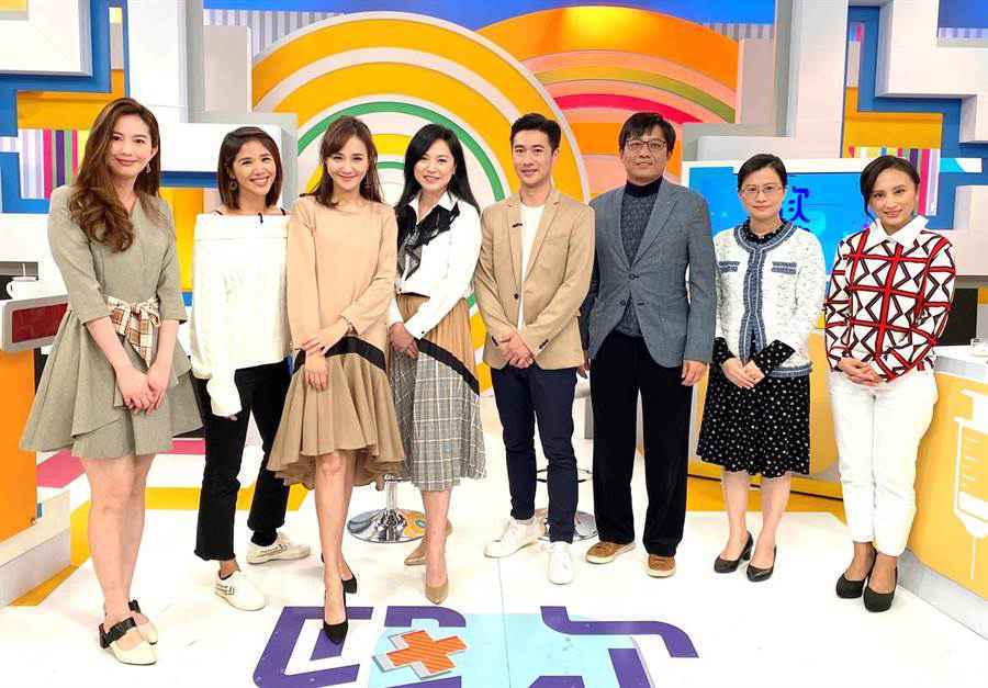 何妤玟、张心妍等人上《医次搞定》。（纬来提供）