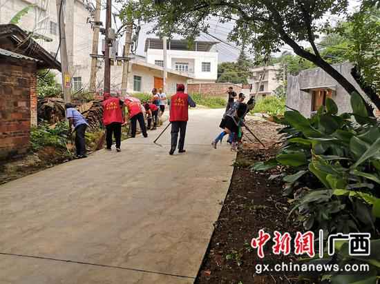 柳州柳北龙塘推进瑰丽村子建树 打造非遗文化