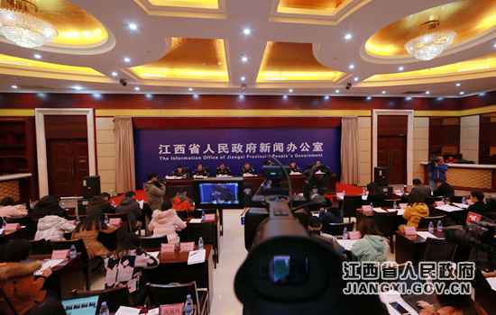 江西进行全省出租车违法违规运营行为和通行秩序会合整治宣布会