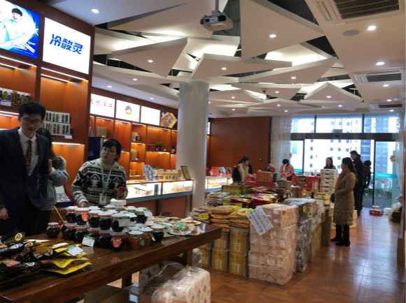 好吃悦目又好耍！春节前夕淘年货这里耍事有点多