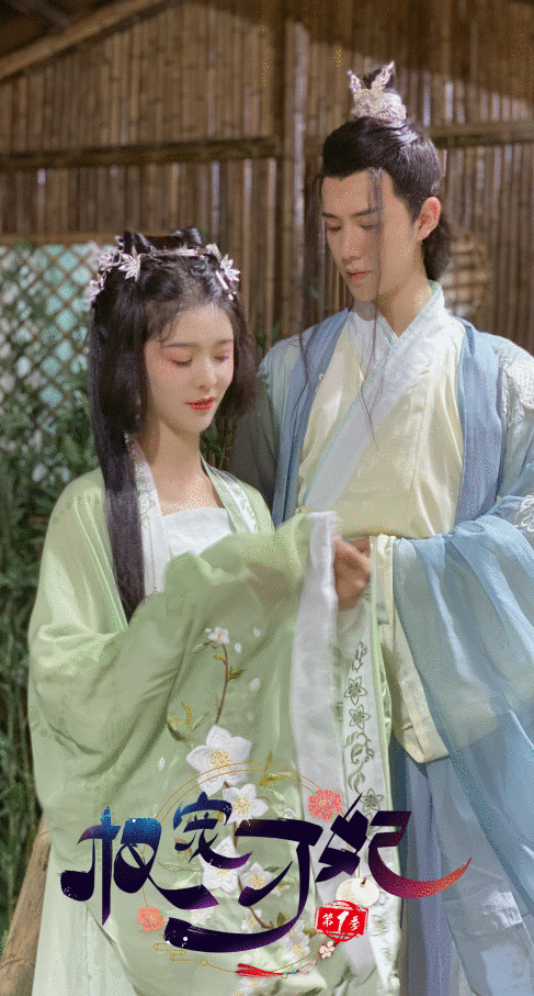 权宠刁妃：为了还债卖起了口水巾？观众：这口胃还真是重