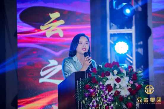 众志有爱助力青少年生长暨慰问抗疫一线英雄慈善勾当取得圆满乐成