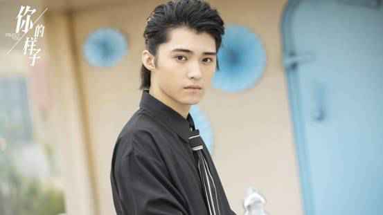 史文翔首饰双重人物 主演新影戏《你的样子》热拍