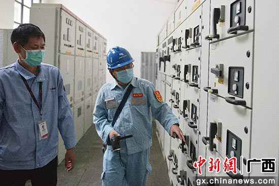 记五一劳动奖章得到者张浩:零失误的“保电先锋”