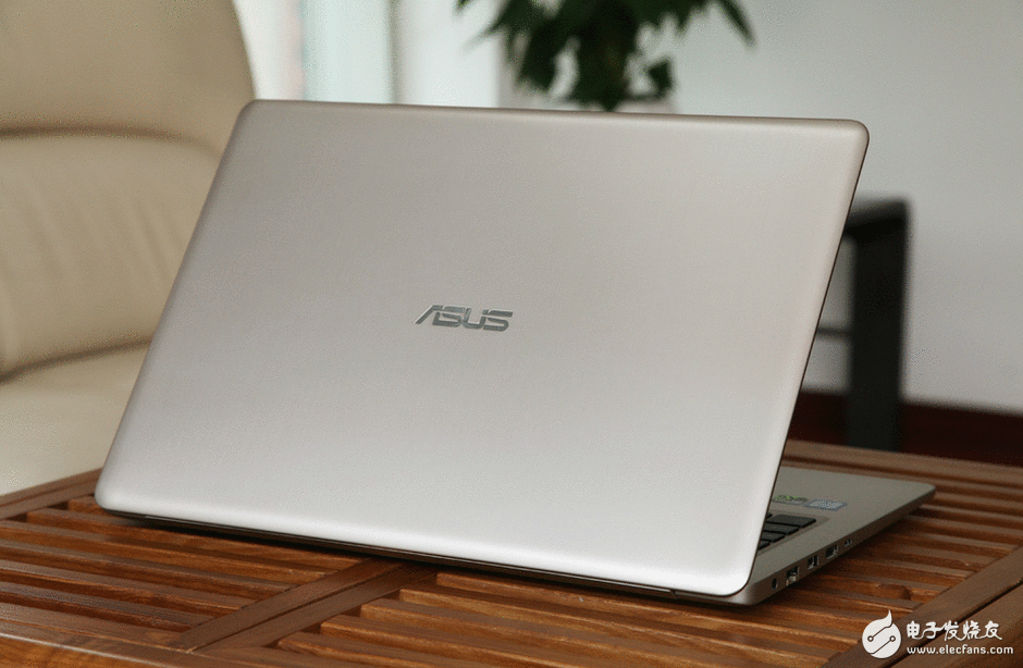 华硕航行碉堡NX580VD怎么样?航行碉堡NX580VD开箱图赏:沉稳又有科技感