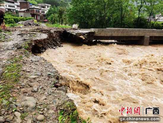 广西桂林市灌阳县蒙受暴雨袭击
